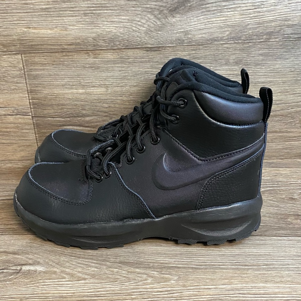 Nike Boots ACG Manoa Boys 4.5 Black Grade School Full-grain Leather Weatherproof